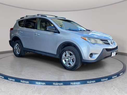 Used 2015 Toyota RAV4 LE AWD/4WD image 4