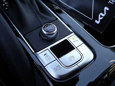 New 2025 Kia Telluride EX w/ EX Captain's Chair Package image 34