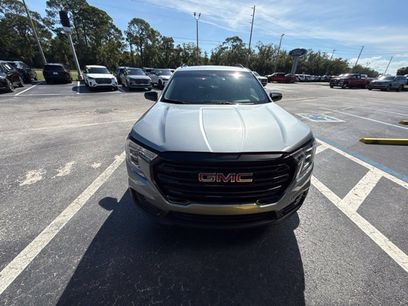 Used 2024 GMC Terrain SLE w/ Driver Convenience Package