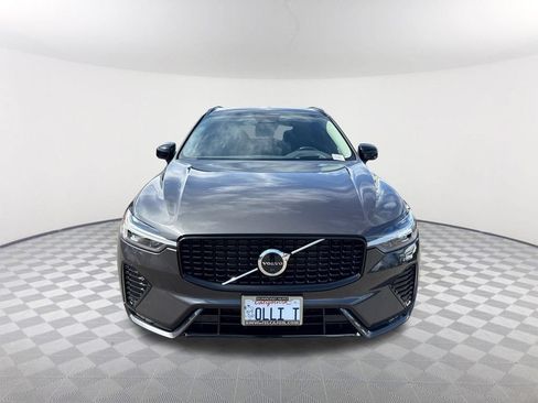 Used 2023 Volvo XC60 B5 Ultimate w/ Climate Package AWD/4WD image 2