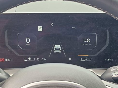 Used 2025 Kia Sorento SX FWD image 22