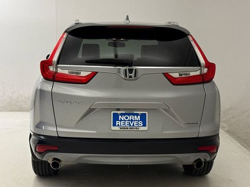 Used 2018 Honda CR-V Touring image 8