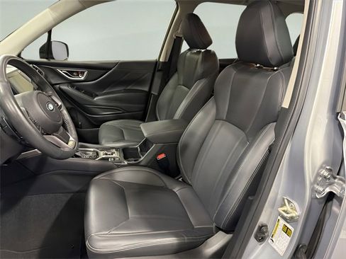 Used 2021 Subaru Forester Limited image 12
