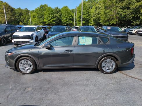 Used 2025 Kia K4 FWD image 4