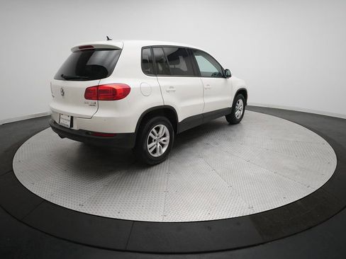 Used 2013 Volkswagen Tiguan SEL image 33