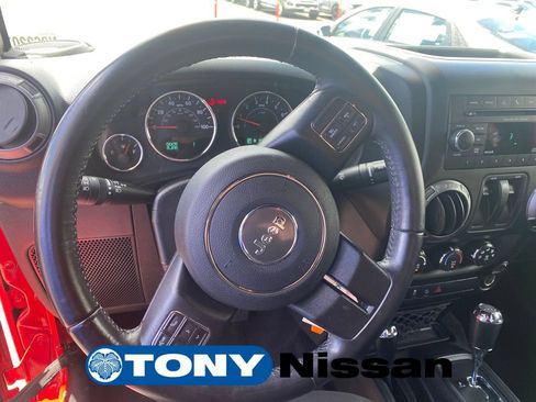 Used 2017 Jeep Wrangler Sport w/ Quick Order Package 24S AWD/4WD image 32