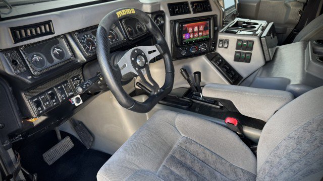 Used 2003 HUMMER H1 4-Door Wagon AWD/4WD image 6