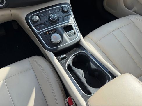 Used 2015 Chrysler 200 C image 16