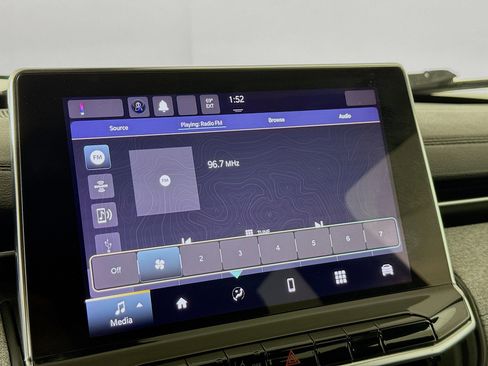 Used 2023 Jeep Compass Sport image 16