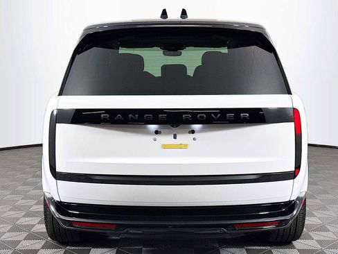 New 2025 Land Rover Range Rover SE image 6