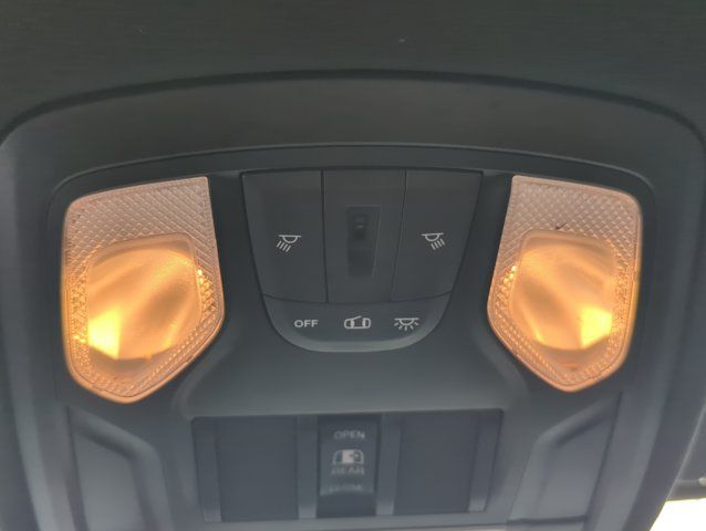 Used 2021 RAM 1500 Big Horn AWD/4WD image 23