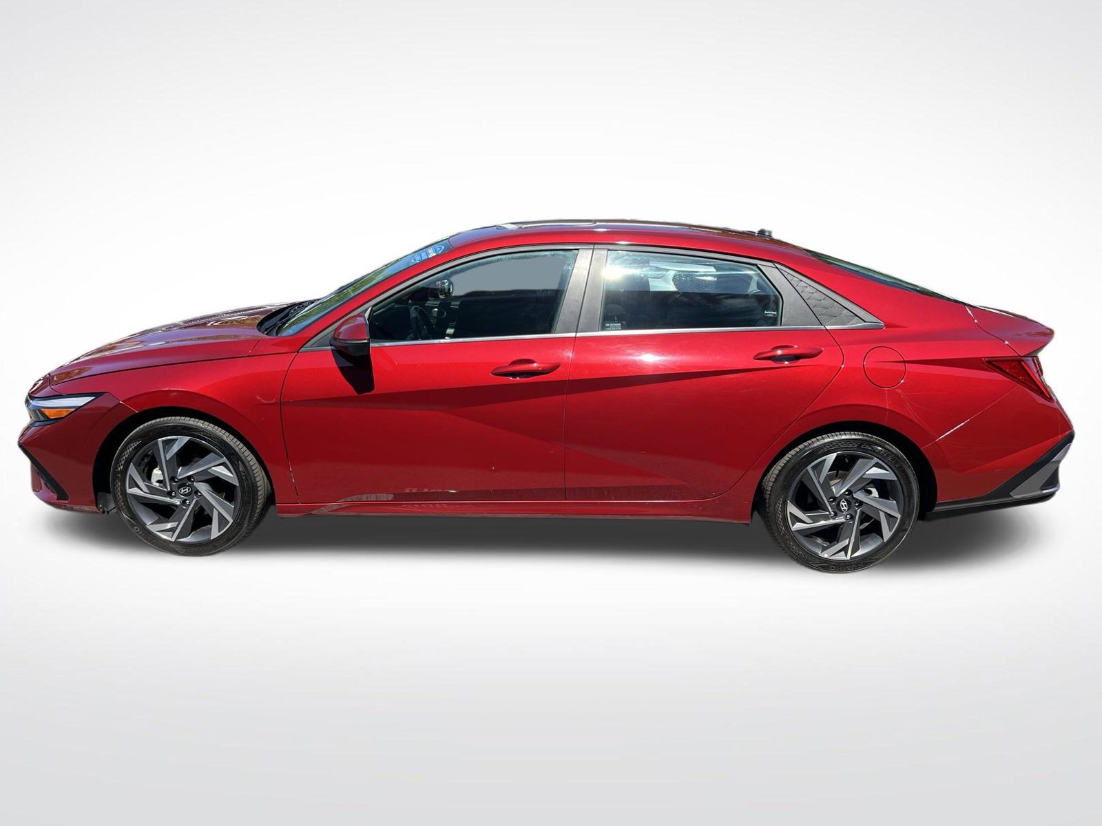 Used 2024 Hyundai Elantra Limited FWD image 5