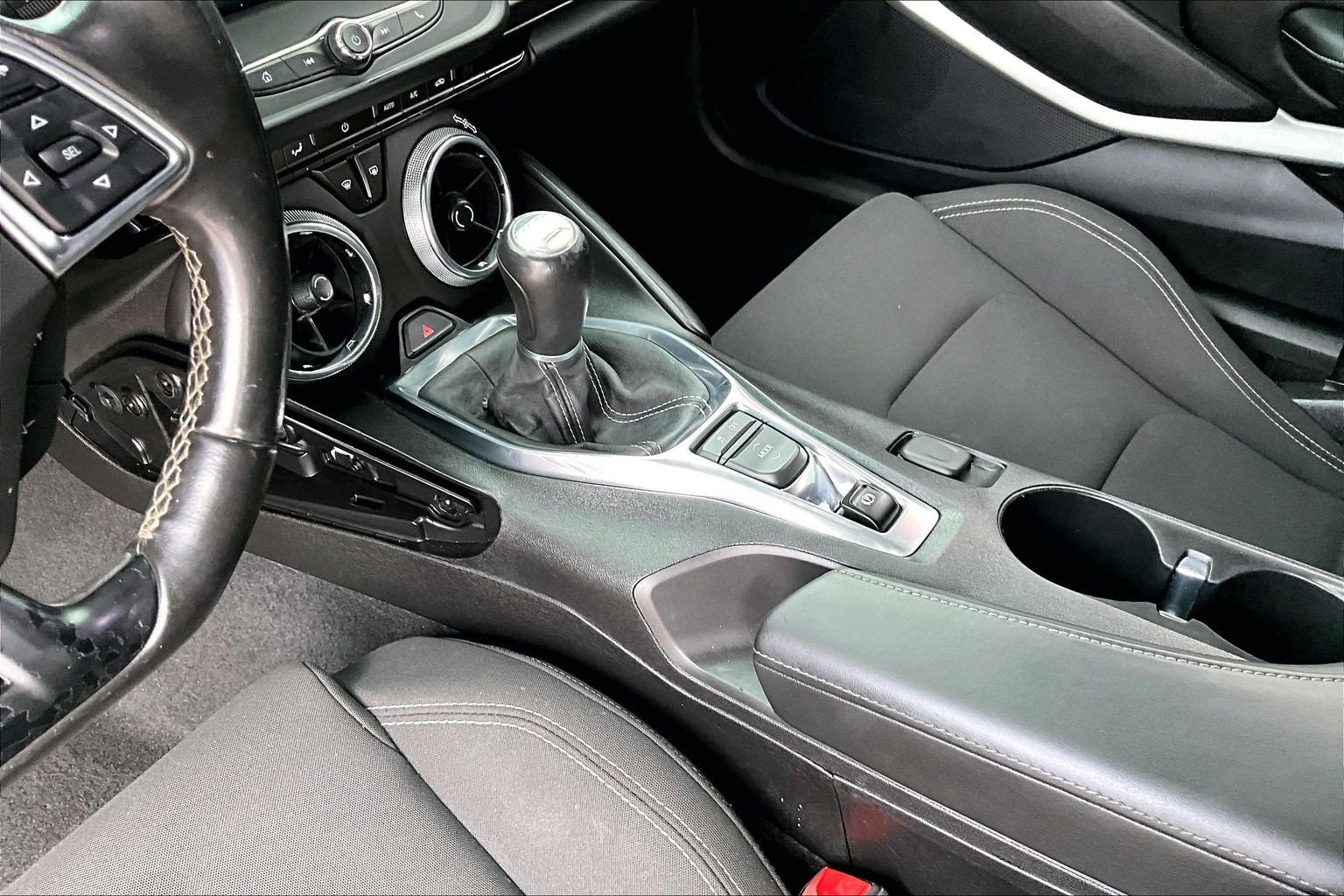 Used 2017 Chevrolet Camaro LS RWD image 13
