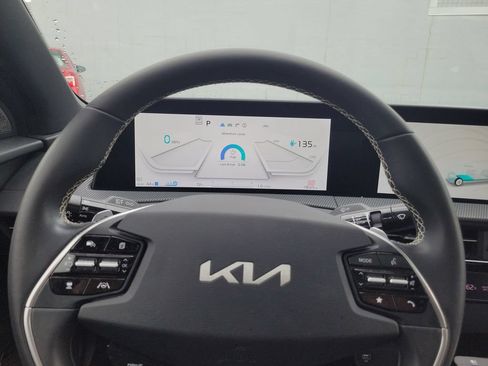 Used 2023 Kia EV6 GT-Line w/ GT-Line White Seat Package RWD image 29