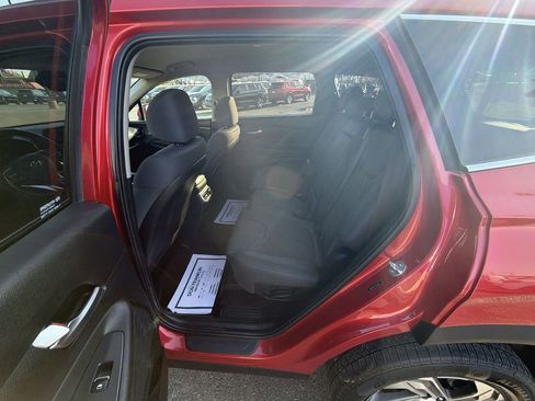 Used 2023 Hyundai Santa Fe SE AWD/4WD image 22