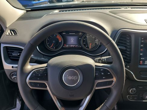 Used 2022 Jeep Cherokee Latitude Lux image 25