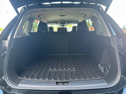 Certified 2025 Nissan Rogue SV AWD/4WD image 30