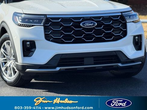 New 2026 Ford Explorer Platinum image 4