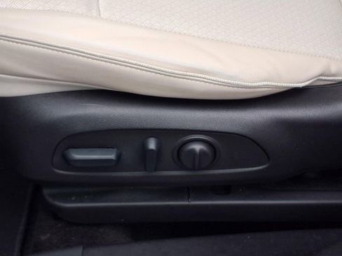 Used 2023 Buick Encore GX Preferred w/ Cold Weather Comfort Package image 4