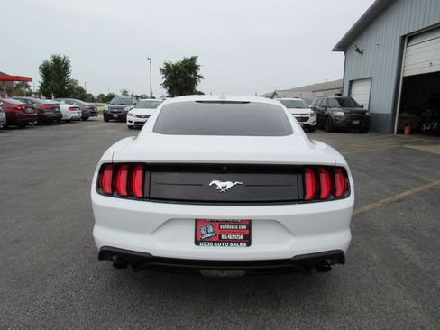Used 2020 Ford Mustang Coupe RWD image 5