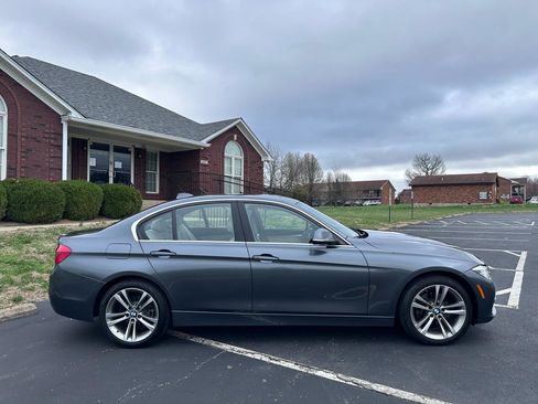 Used 2017 BMW 330i Sedan image 10