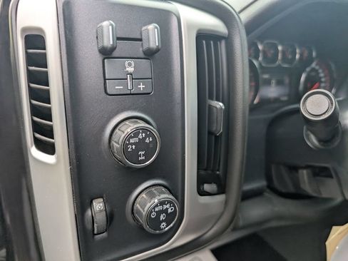 Used 2015 GMC Sierra 1500 SLE w/ SLE Value Package AWD/4WD image 17