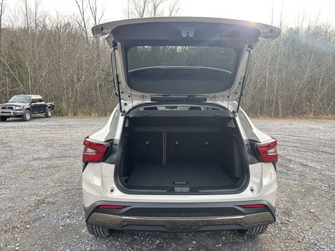 New 2026 Chevrolet Trax ACTIV FWD image 25