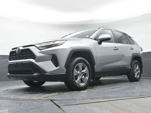 Certified 2025 Toyota RAV4 XLE image 35