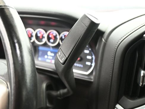 Used 2021 Chevrolet Silverado 1500 LT Trail Boss AWD/4WD image 21