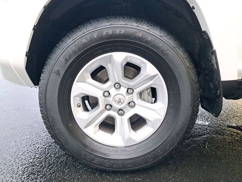 Used 2021 Toyota 4Runner SR5 Premium w/ Moonroof Package image 29