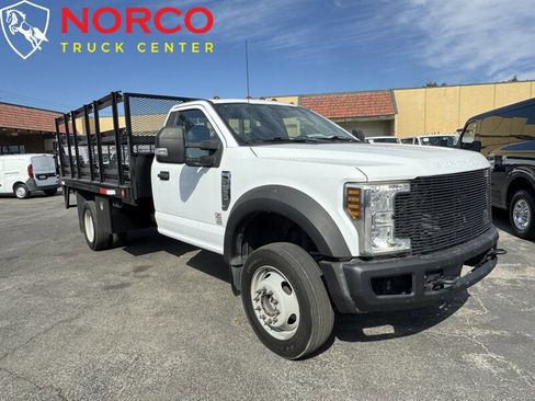 Used 2018 Ford F550 4x4 Regular Cab Super Duty image 2