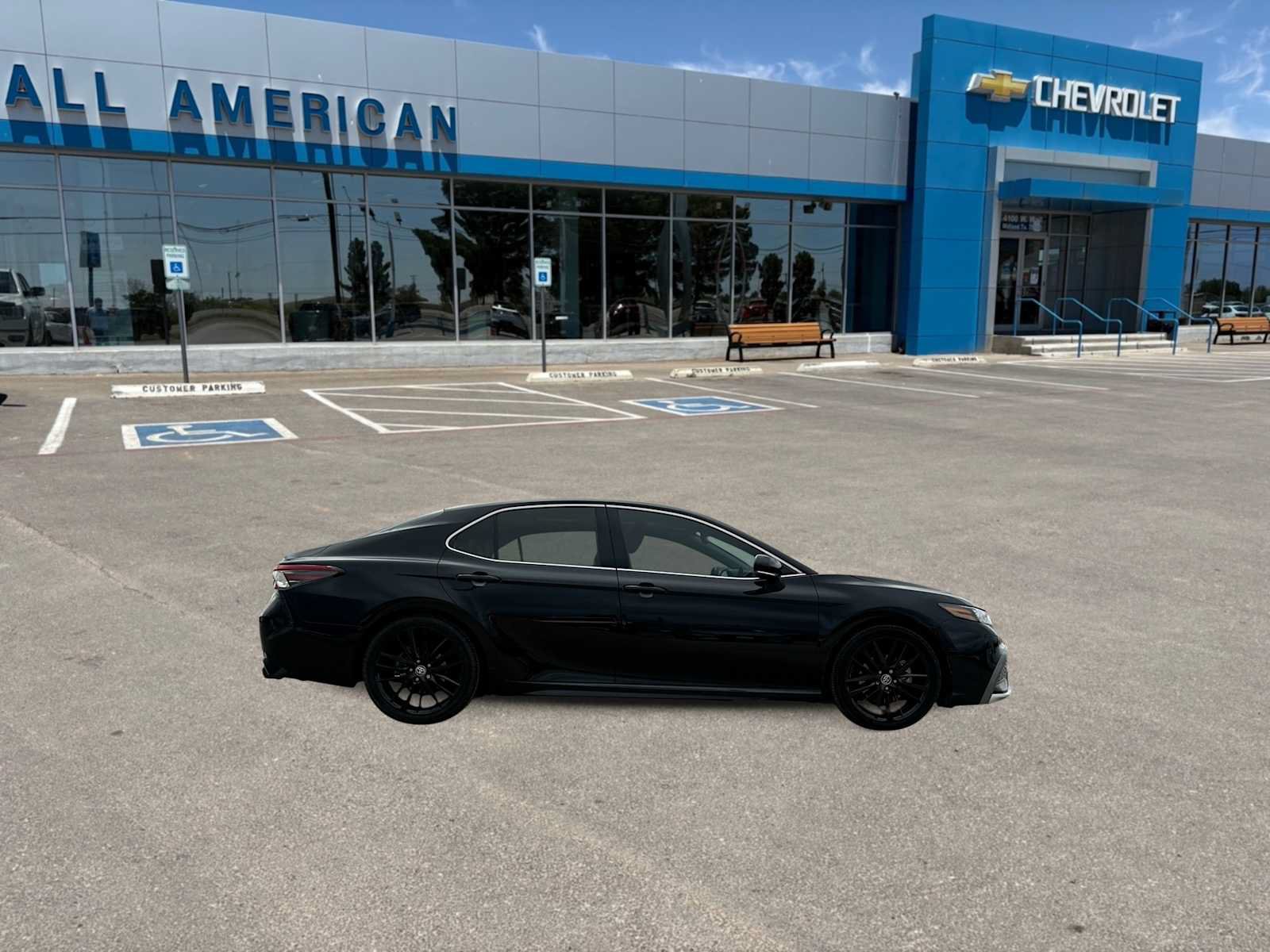Used 2021 Toyota Camry XSE FWD image 9