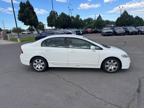 Used 2010 Honda Civic LX image 6