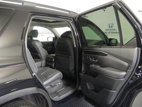 Used 2024 Honda Pilot Elite image 8