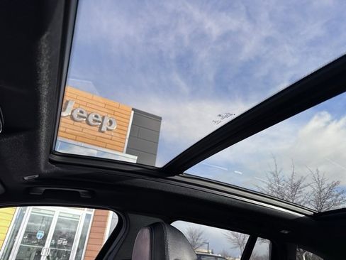 Used 2021 BMW X3 xDrive30i w/ Premium Package Essential image 37