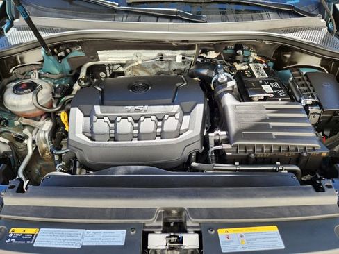 Used 2021 Volkswagen Tiguan SE image 22