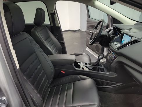 Used 2019 Ford Escape SEL image 23