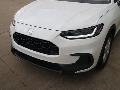New 2025 Honda HR-V LX image 3