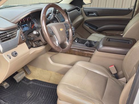 Used 2015 Chevrolet Tahoe LT image 11