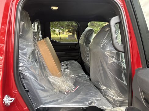 New 2025 Toyota Tacoma SR5 image 9