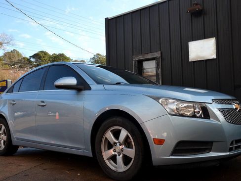 Used 2012 Chevrolet Cruze LT image 4