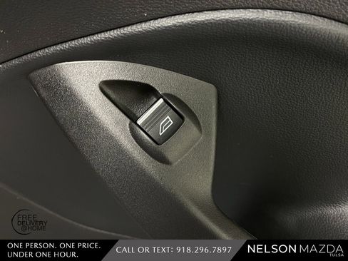 Used 2019 Ford Escape SEL image 45