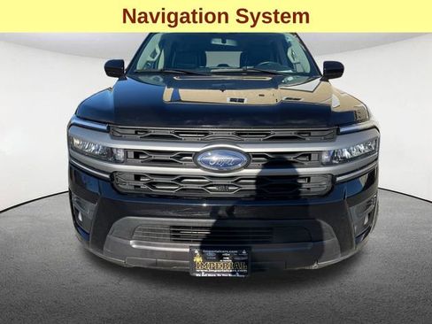 Used 2024 Ford Expedition Max XLT image 4