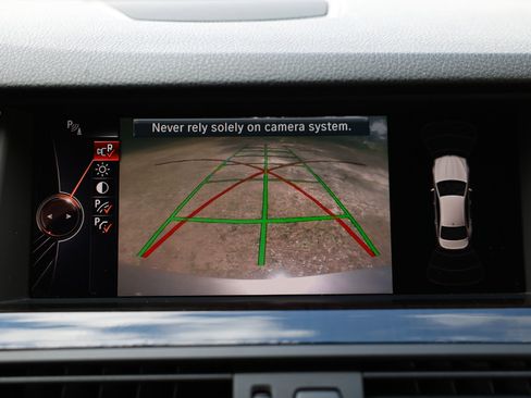 Used 2015 BMW 528i Sedan image 34