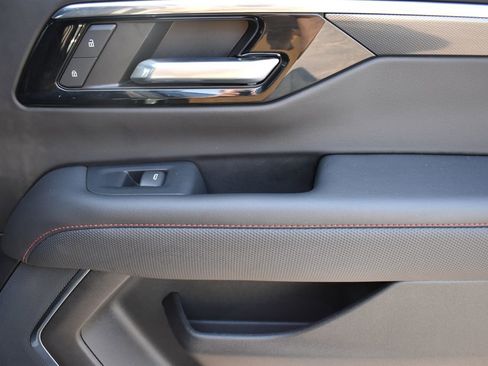 Certified 2025 Chevrolet Tahoe RST w/ RST Capability Package image 15