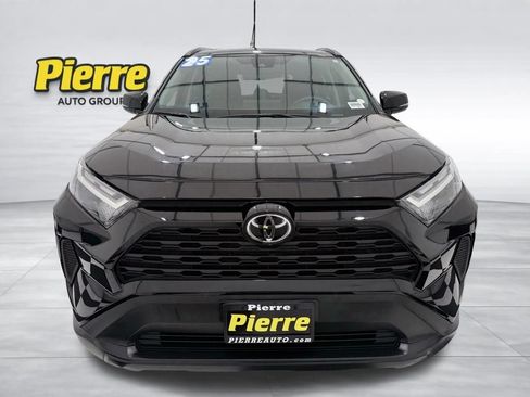 Used 2025 Toyota RAV4 XLE FWD image 7