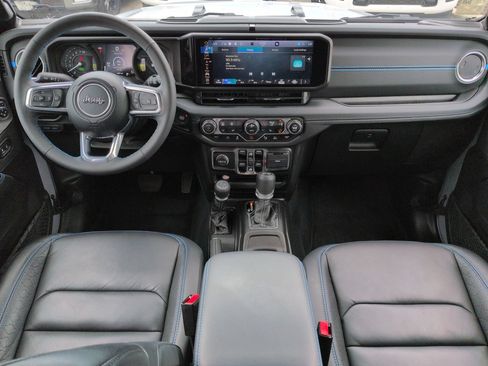 Used 2024 Jeep Wrangler High Altitude AWD/4WD image 15