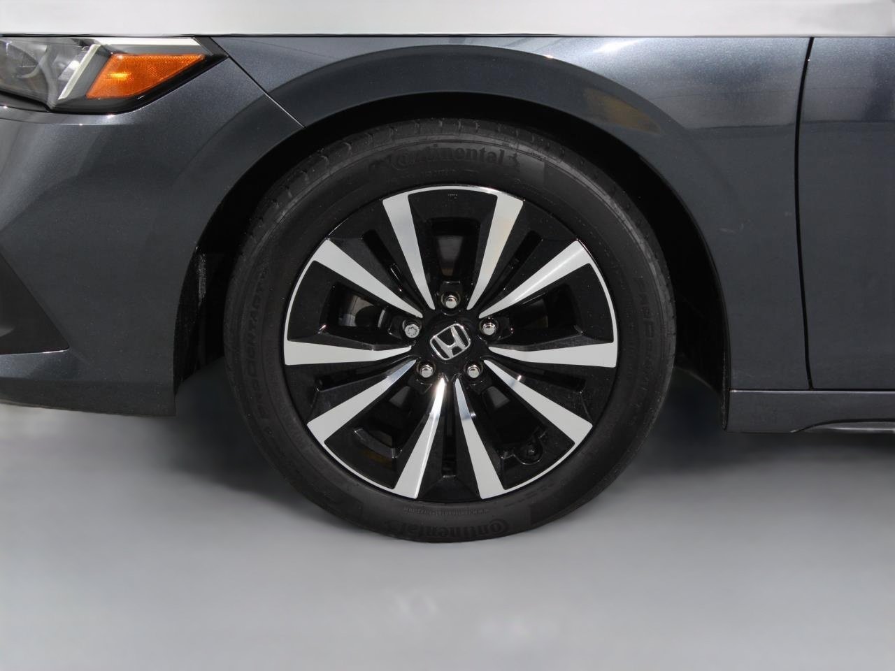 Used 2024 Honda Civic EX-L image 37