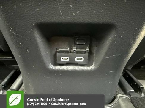 Used 2024 Toyota RAV4 XLE AWD/4WD image 12