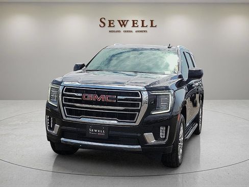 Used 2021 GMC Yukon SLT w/ Rear Media and Nav Package AWD/4WD image 1